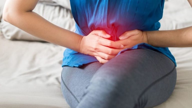 Cancer de col uterin: simptome care te avertizează