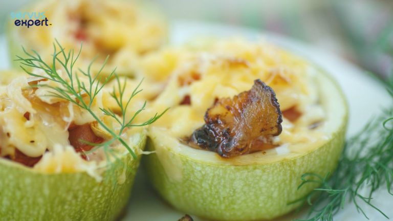 Dovlecei umpluți cu quinoa: simplu și rapid