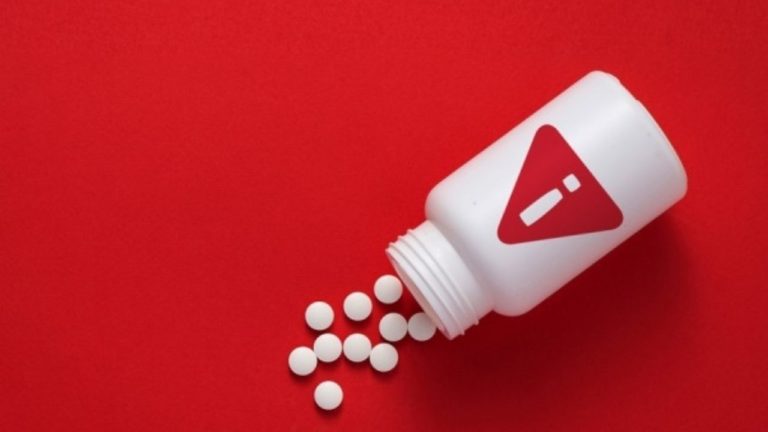 Eliquis, Xarelto, Pradaxa in loc de Trombostop: Ce beneficii au anticoagulantele noi?