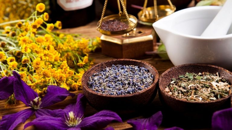 Dureri articulare: 5 remedii naturale topice
