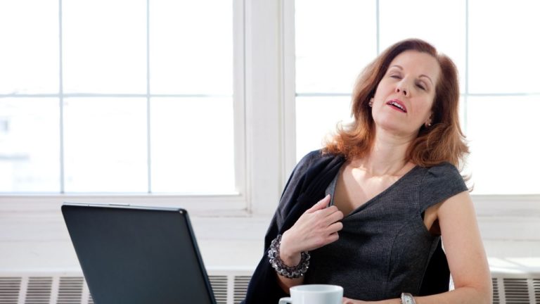 Bufeurile se reduc substantial cu dieta low-fat