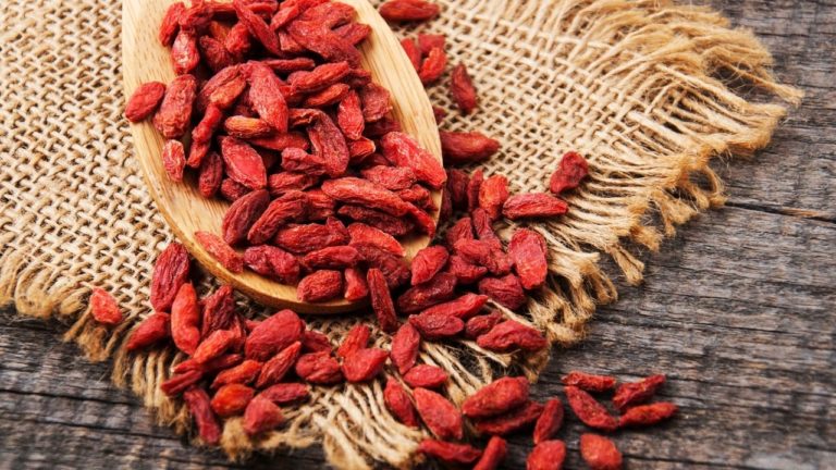 Fructele goji: beneficii pentru vedere daca le consumam regulat