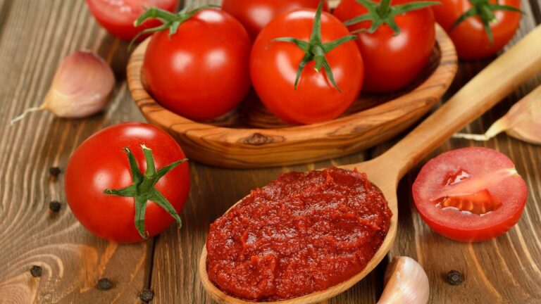 Top 5 alimente cu licopen de care putem profita vara