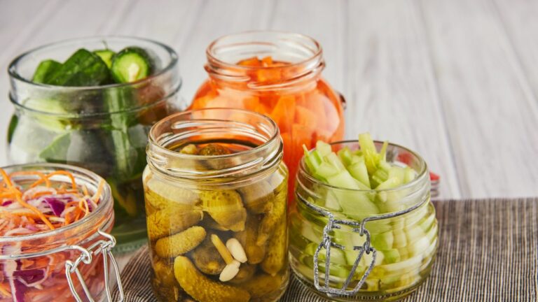 Alimente prebiotice și probiotice pentru flora intestinală