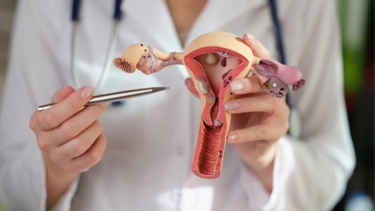Cancerul uterin (cancer de endometru). Ghid complet